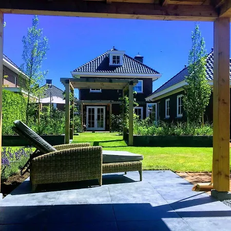 Spacious Holiday In With A Large Garden Villa Kesteren