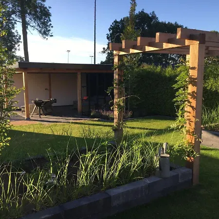 Villa Spacious Holiday In With A Large Garden Kesteren