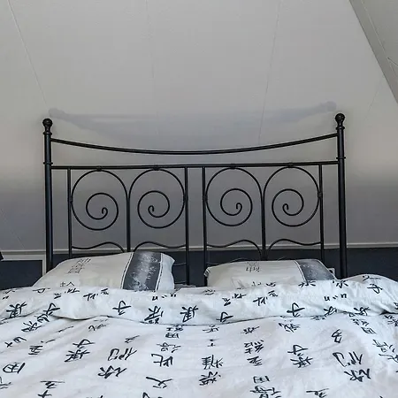 Spacious Holiday In With A Large Garden