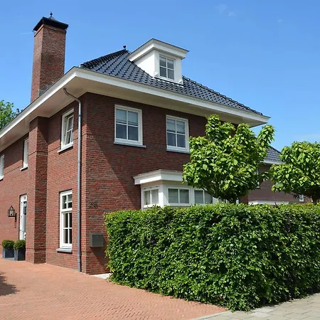 Spacious Holiday In With A Large Garden